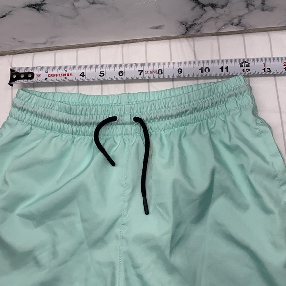 Jordan boys Light Green Athletic Shorts,JUMPMAN WOVEN PLAY SHORT size Medium - Picture 3 of 12